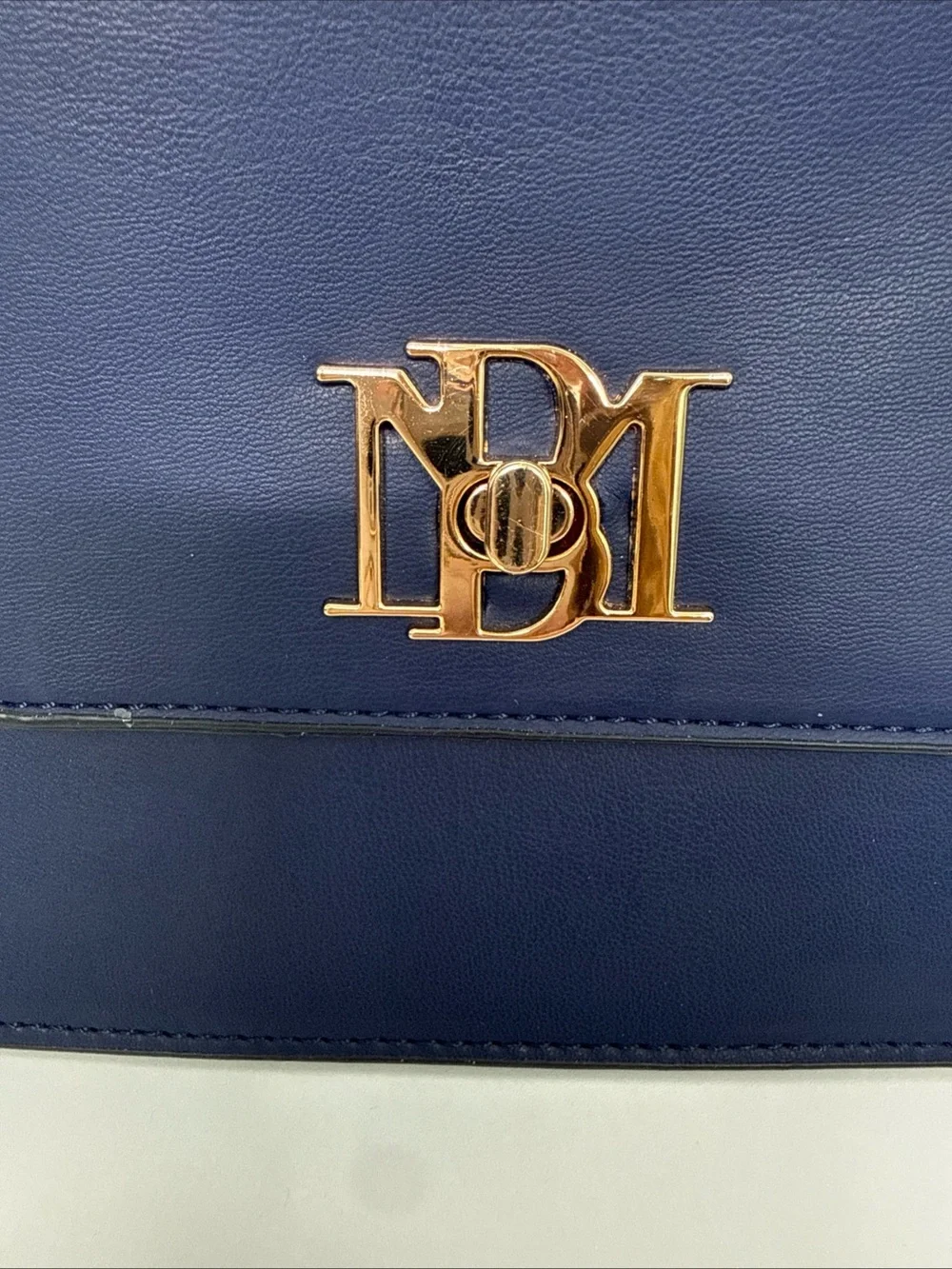 Badgley Mischka Home Navy/white Double Crossbody with Pearl/gold Handle - Picture 13 of 16